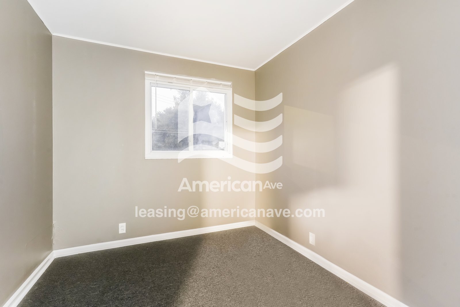 Building Photo - 2022 Bergan St