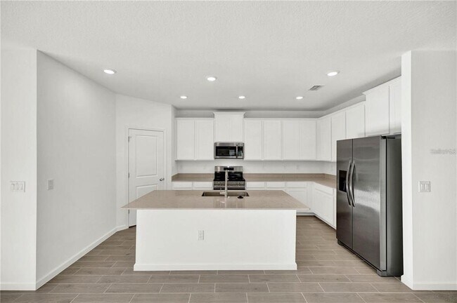 Building Photo - 4425 NW 14th Lp