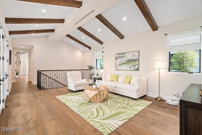 Building Photo - 12727 Landale St