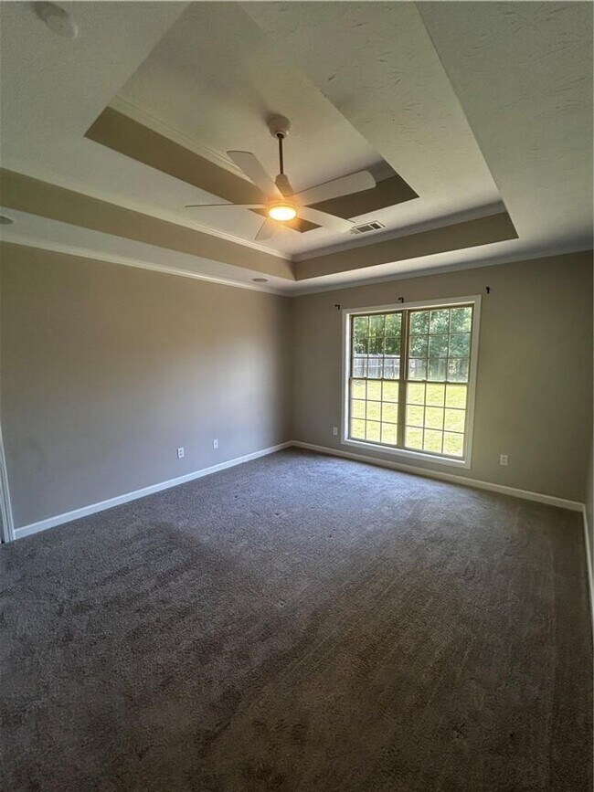 Building Photo - 249 Deerfield Ct