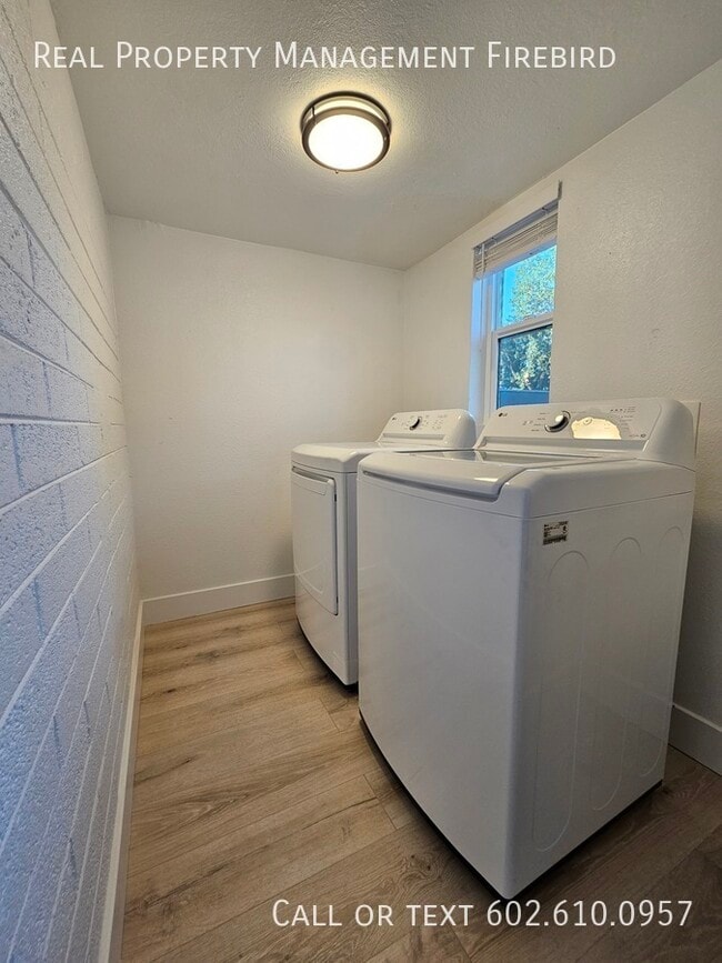 Building Photo - 15 N Ashland-Canyon Casita
