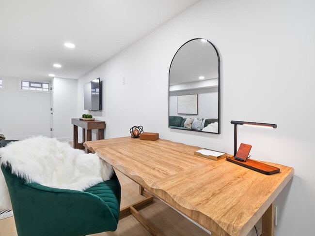 Building Photo - 4155 Ascot Ln