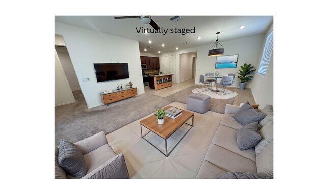 Building Photo - Four bedroom beauty in Star Valley