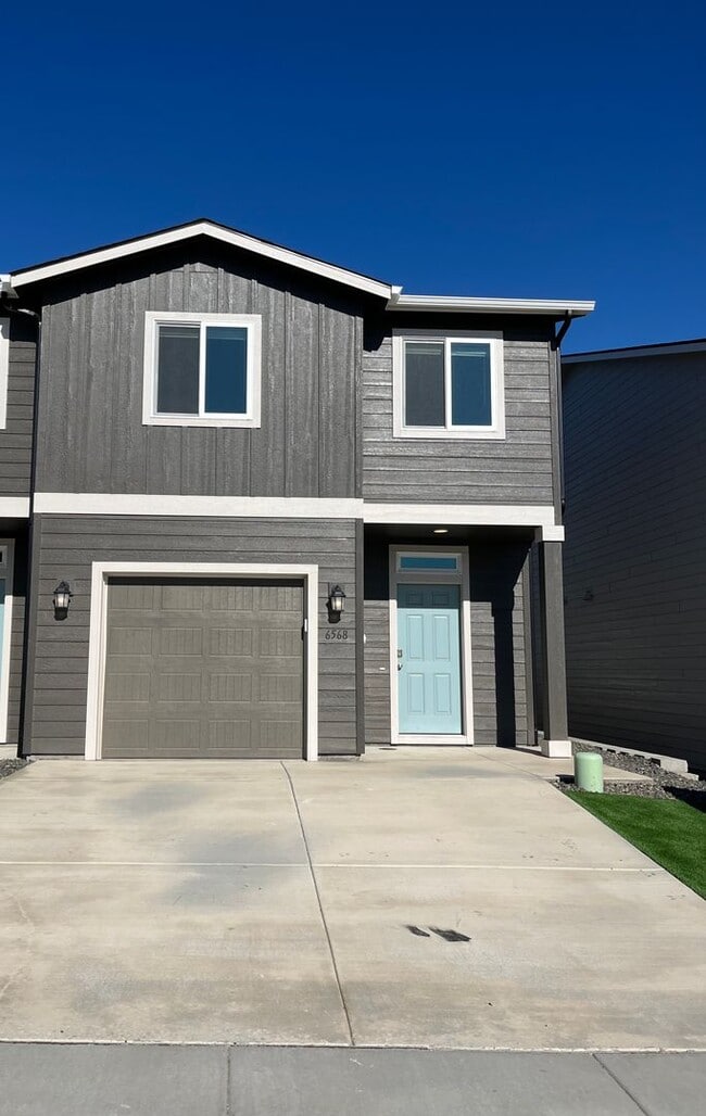 Primary Photo - Brand New Corner Townhome!