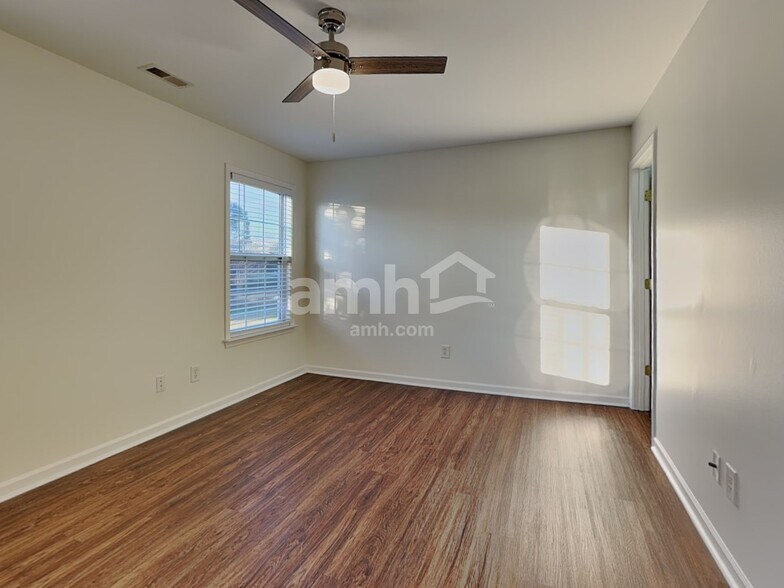 Building Photo - 5030 Stowe Derby Dr