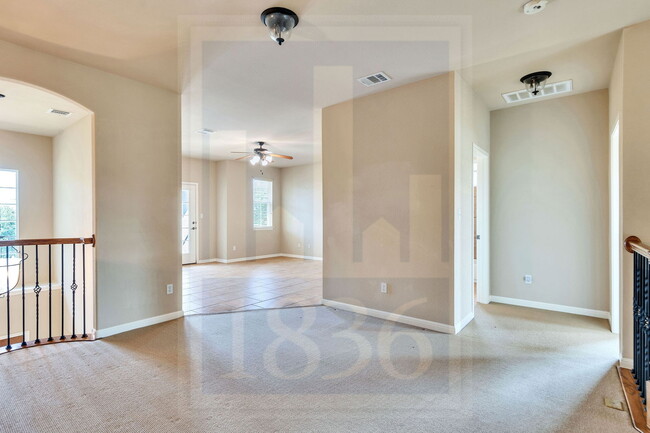 Building Photo - 150 Abbey Dr