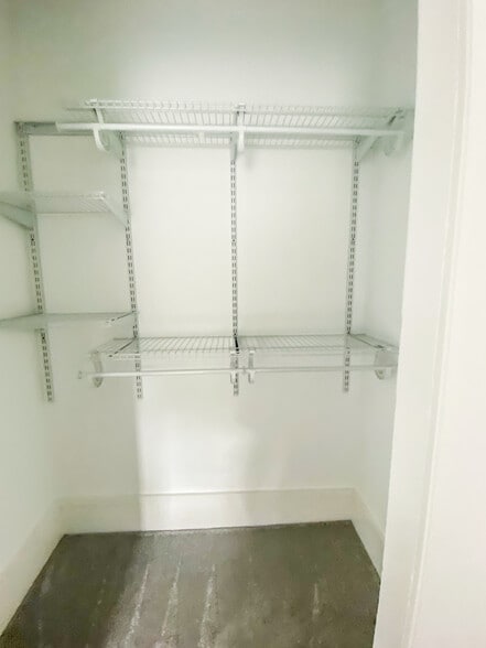 Building Photo - 71 Arsenal St