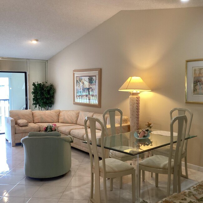 Building Photo - 15235 Lakes of Delray Blvd