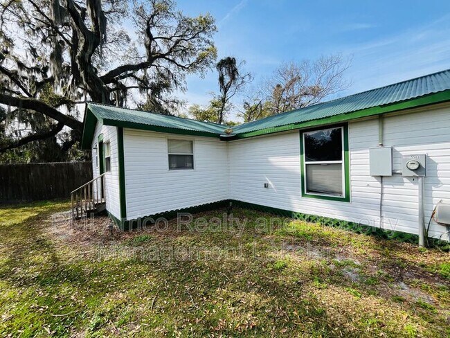 Building Photo - 5503 Old Rd 37