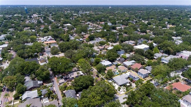 Building Photo - 1400 Locust St NE