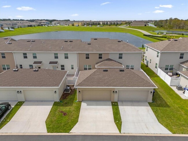 Building Photo - 11343 Great Rock St