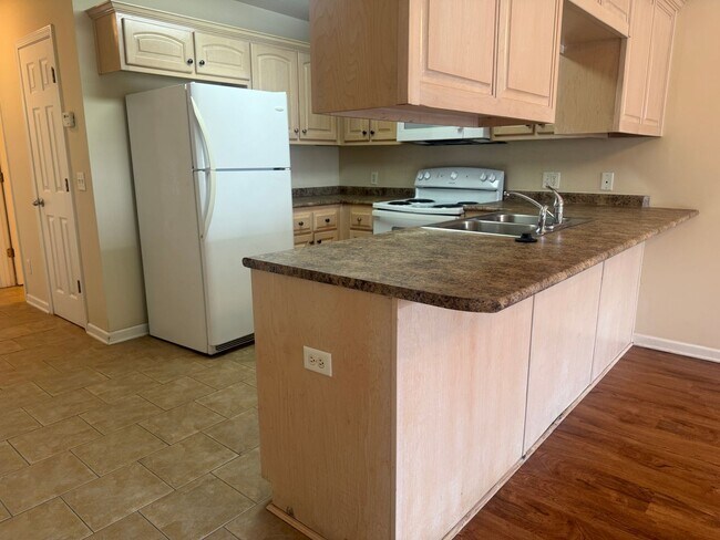 Building Photo - 300 Promise Ln