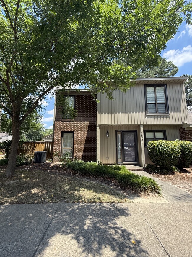 Building Photo - 103 Sunshine Ln