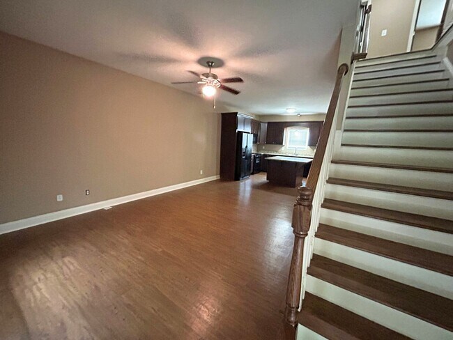 Building Photo - 223 Madison Heights