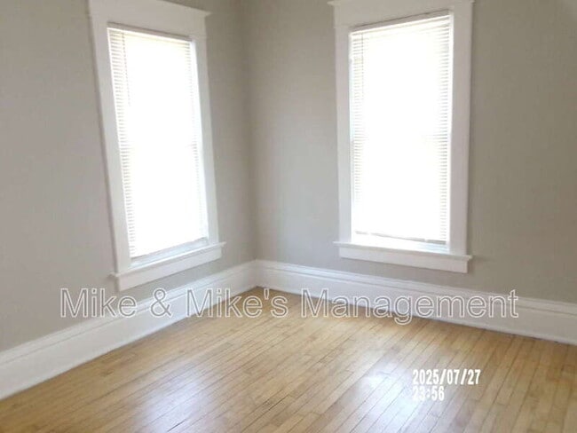 Building Photo - 6108 W Madison St