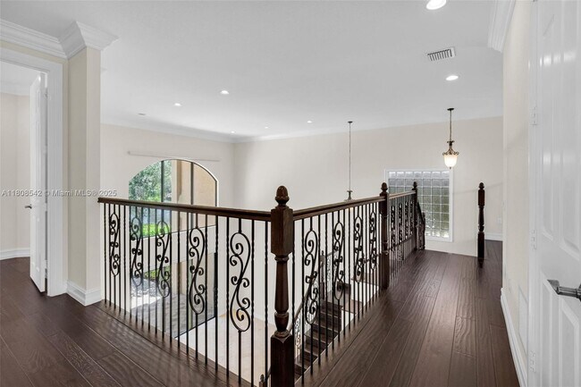 Building Photo - 8944 Little Falls Way