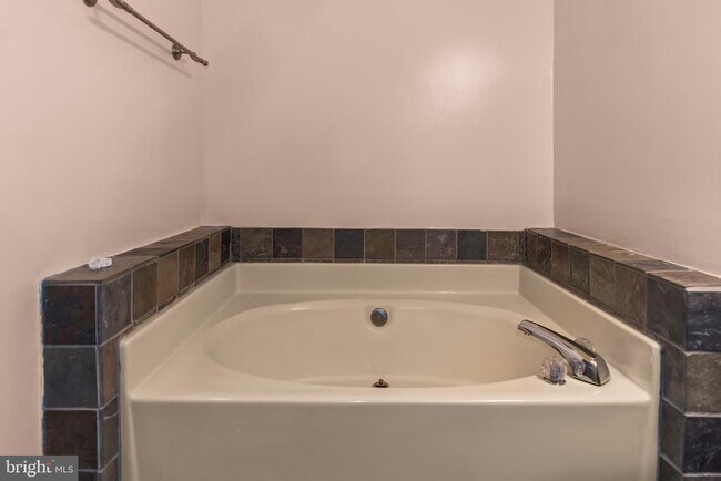 Building Photo - 8514 Rheims Ct