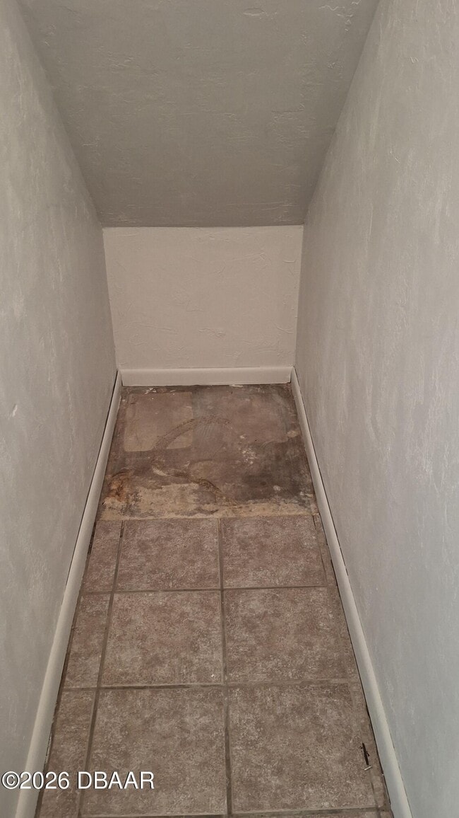 Building Photo - 196 W Sandalwood Ct