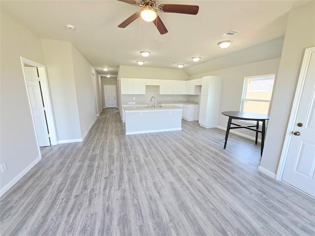 Building Photo - 1017 Springview Ln