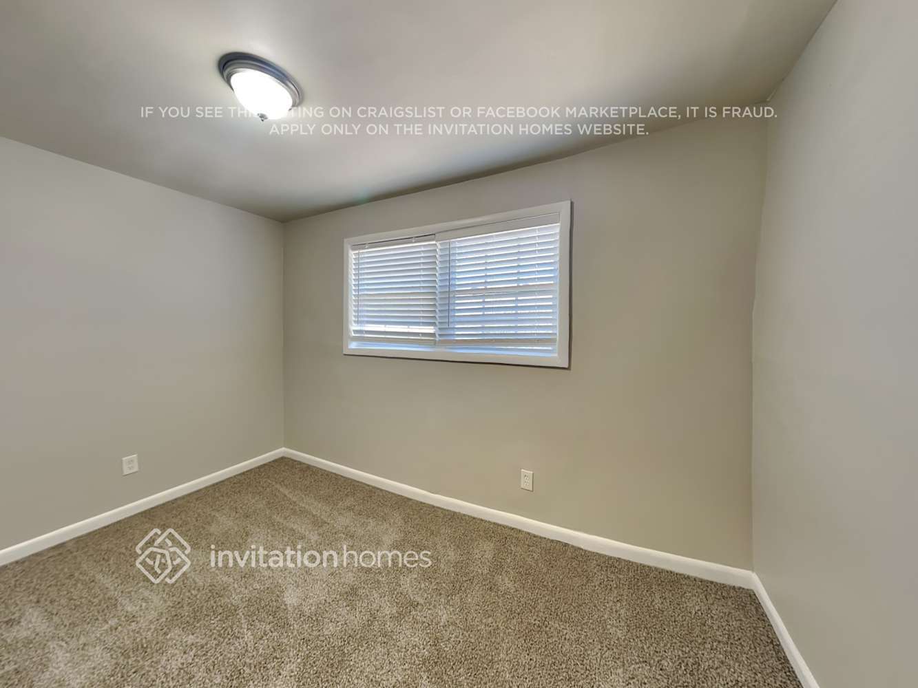 Building Photo - 2182 Chestnut Log Loop