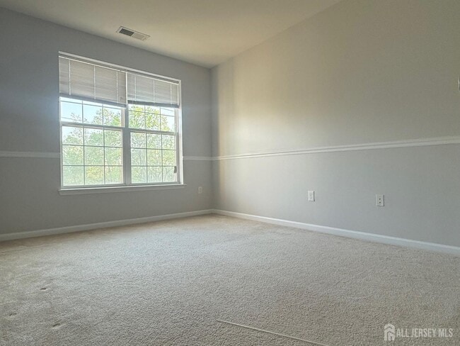 Building Photo - 531 Doral Ct