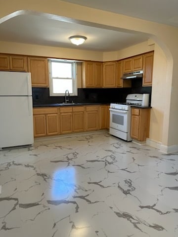 Primary Photo - 76 Highland Ave