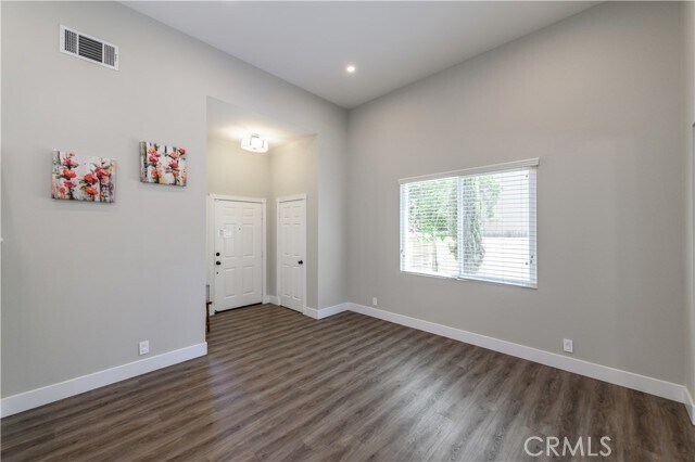 Building Photo - 11208 Greycliff Ave