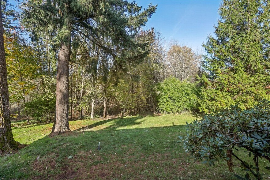 Building Photo - 19609 NW 9th Ct