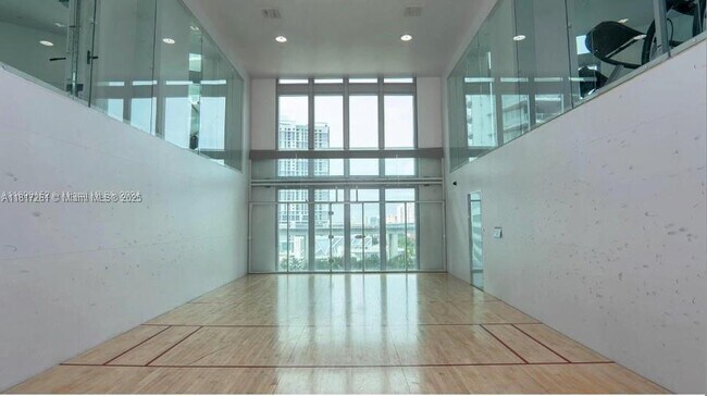 Building Photo - 350 S Miami Ave