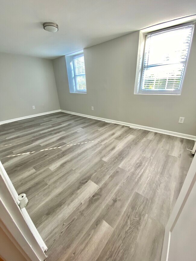 Bedroom #2- 2nd level - 1861 Village Green Dr