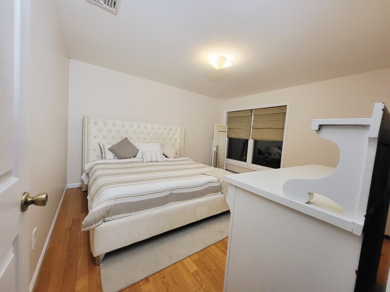 Building Photo - 5 Healy Rd