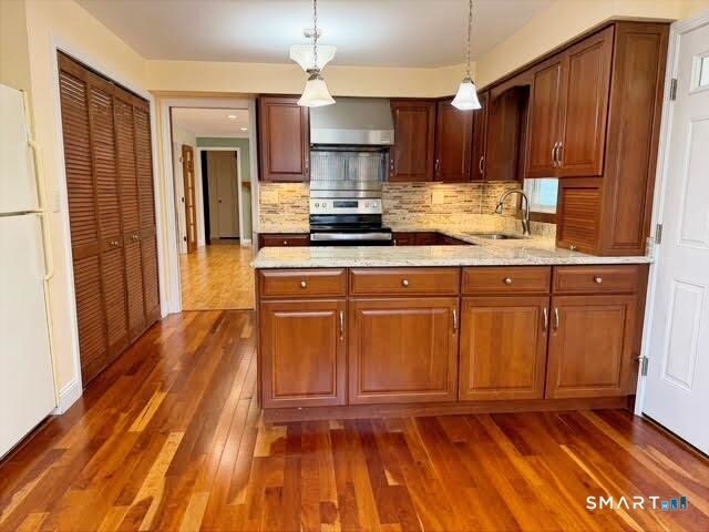 Building Photo - 16 Clearview Dr