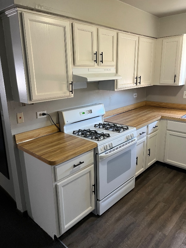 Building Photo - 7718 Wildwood Ct