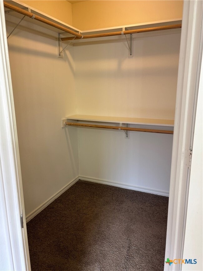 Building Photo - 112 Gemini Ct