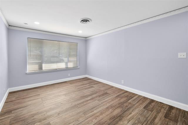 Building Photo - 4409 Wedgmont Cir S