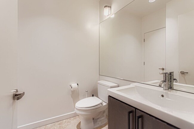 Building Photo - or Rent – Award-Winning Lair Hill Architec...