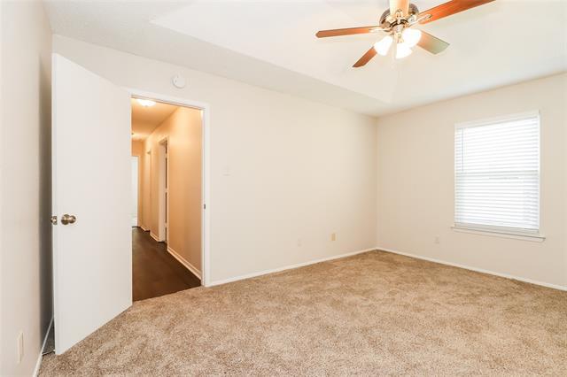 Building Photo - 520 Allencrest Dr
