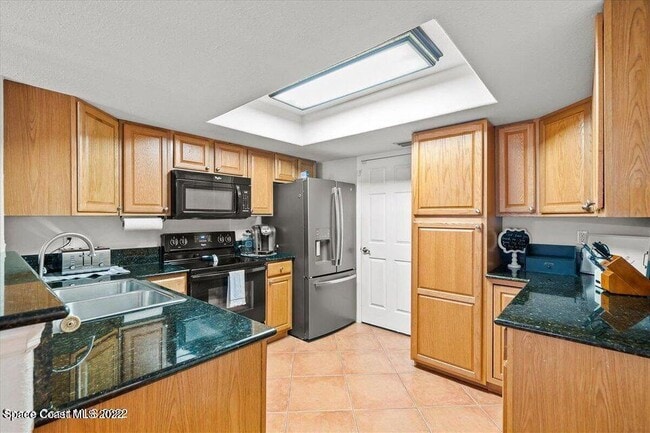 Building Photo - Satellite Beach/Indian Harbour Beach Townhouse