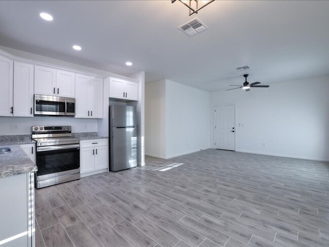 Building Photo - 3 Bedroom 2 Bathroom BRAND NEW BUILD