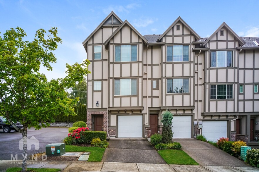 Building Photo - 13518 SW Beach Plum Terrace