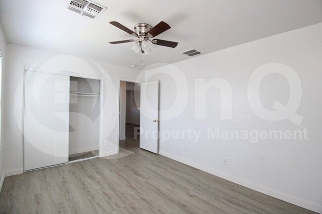 Building Photo - 7322 W St Charles Ave