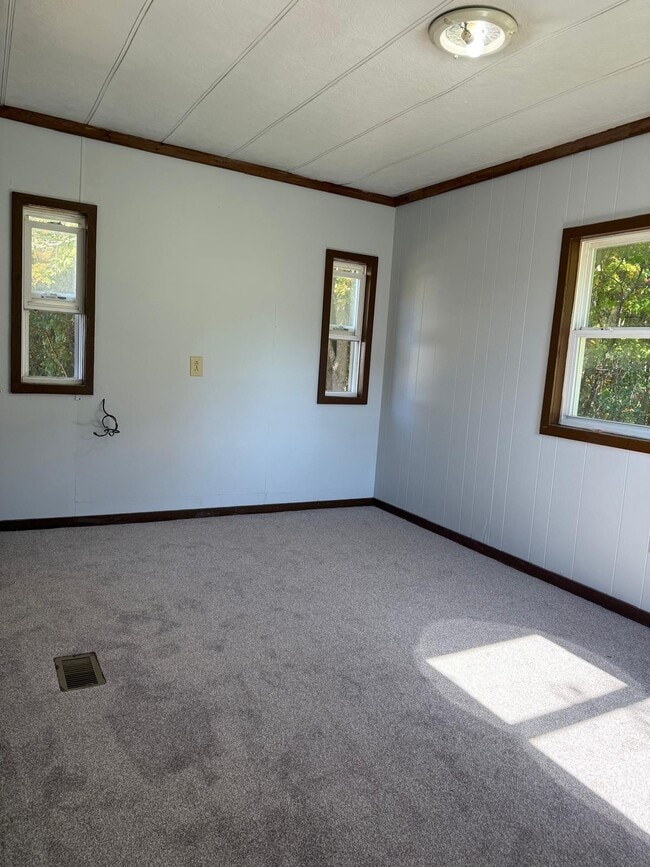 Building Photo - 32387 State Rte 3