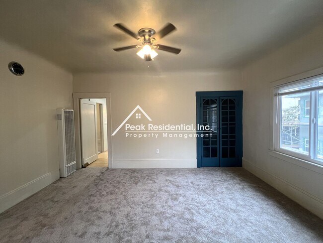 Building Photo - Charming 3bd/1ba Midtown Apartment-Must See!
