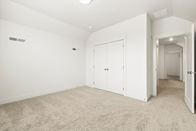 Building Photo - 3+3 Luxury Home in Eagle’s Prestigious Bellemeade Community