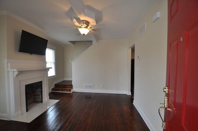 Building Photo - Pre-Leasing Now for the Fall Semester 2026