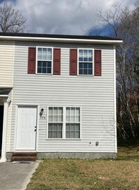 Building Photo - Updated 2 bedroom Townhome for Rent