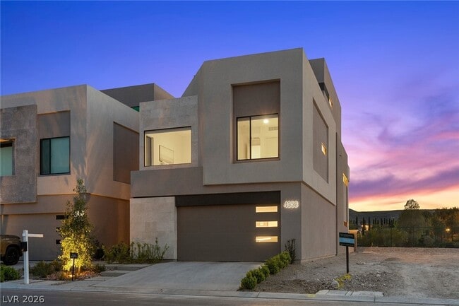 Building Photo - 4053 Heron Fairway Dr