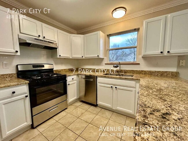 Building Photo - 7 Park City Ct