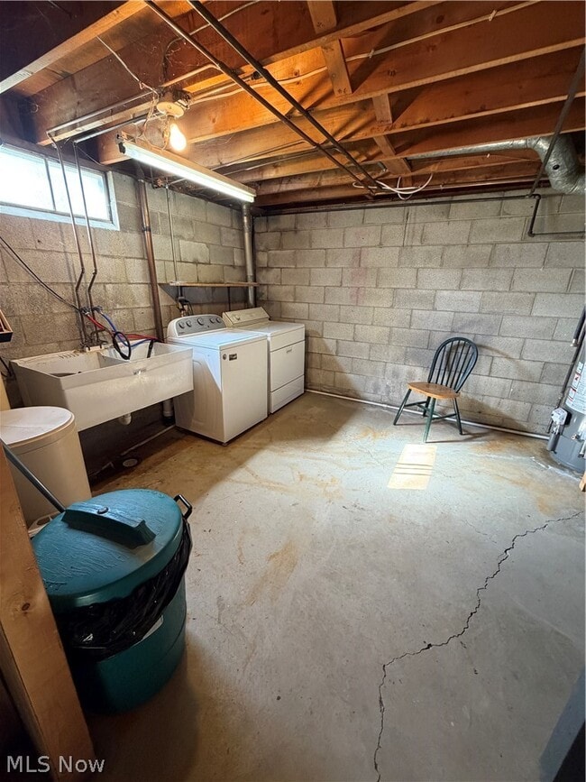 Building Photo - 8615 Chesterton Dr