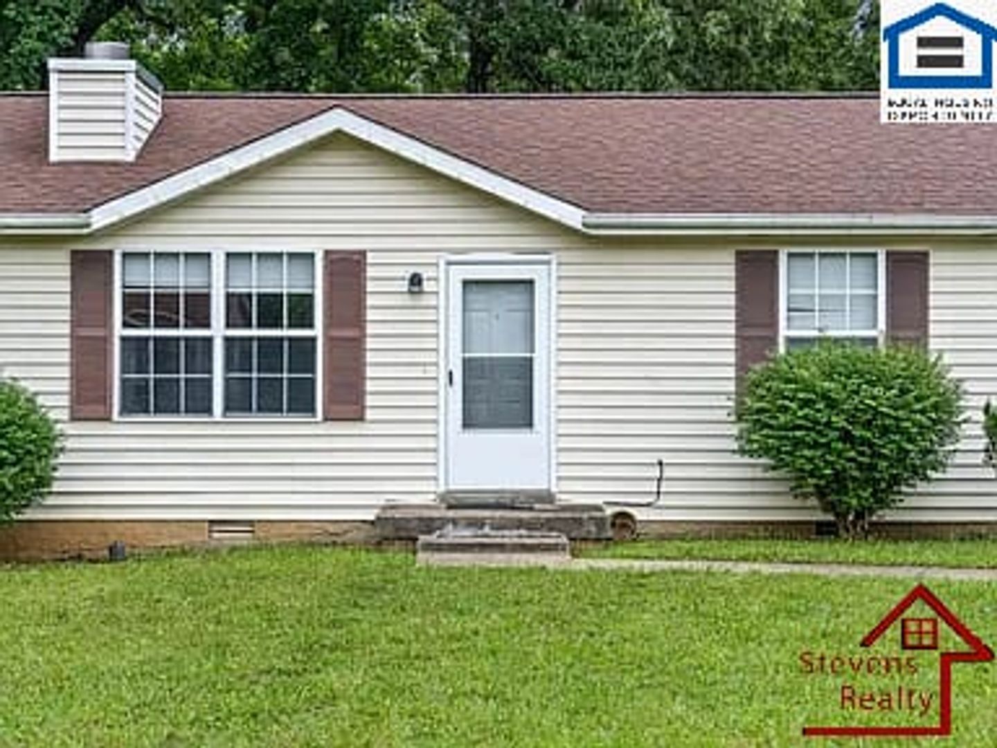 Building Photo - 1907 Roan Dr